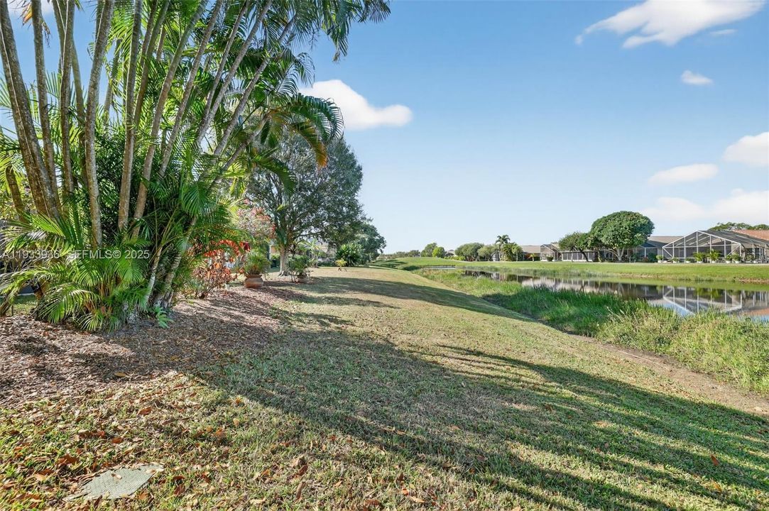 合同活跃: $324,900 (3 贝兹, 2 浴室, 1663 平方英尺)