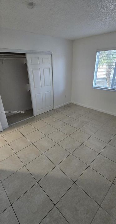 En Renta: $1,600 (1 camas, 1 baños, 434568 Pies cuadrados)