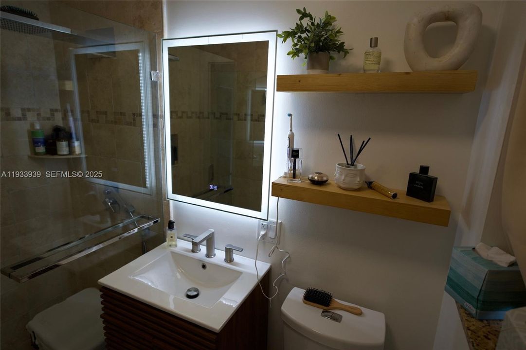 待售: $1,000,000 (3 贝兹, 3 浴室, 1624 平方英尺)