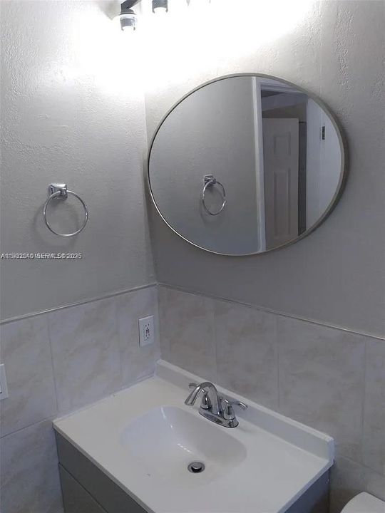 待售: $479,000 (0 贝兹, 0 浴室, 1250 平方英尺)