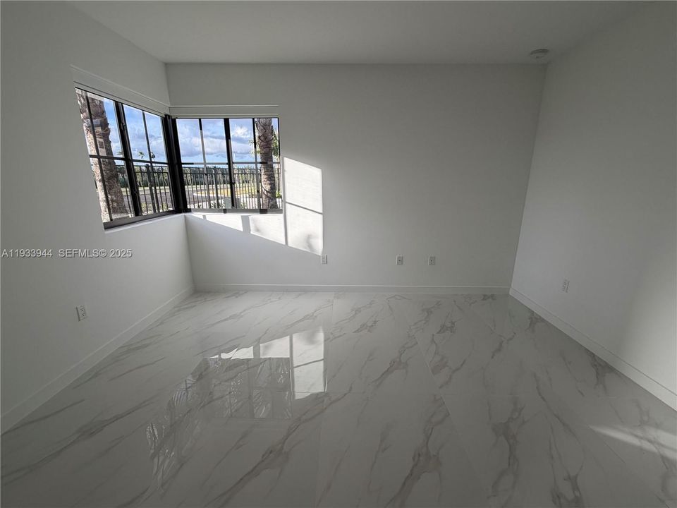 For Rent: $2,600 (2 beds, 2 baths, 0 Square Feet)