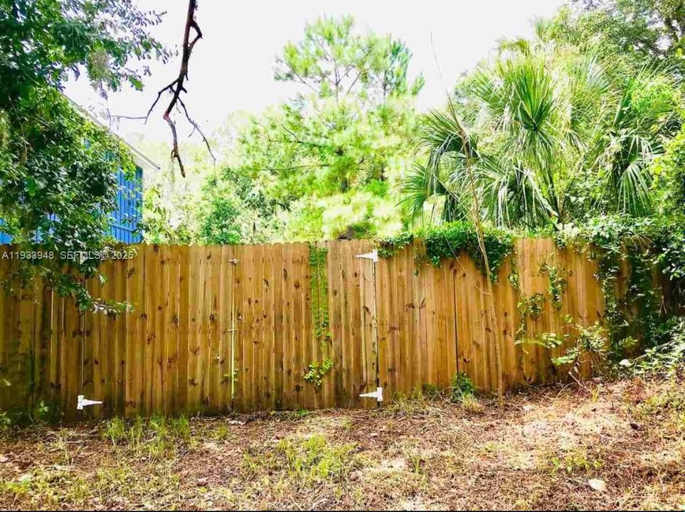 For Sale: $89,000 (0.10 acres)