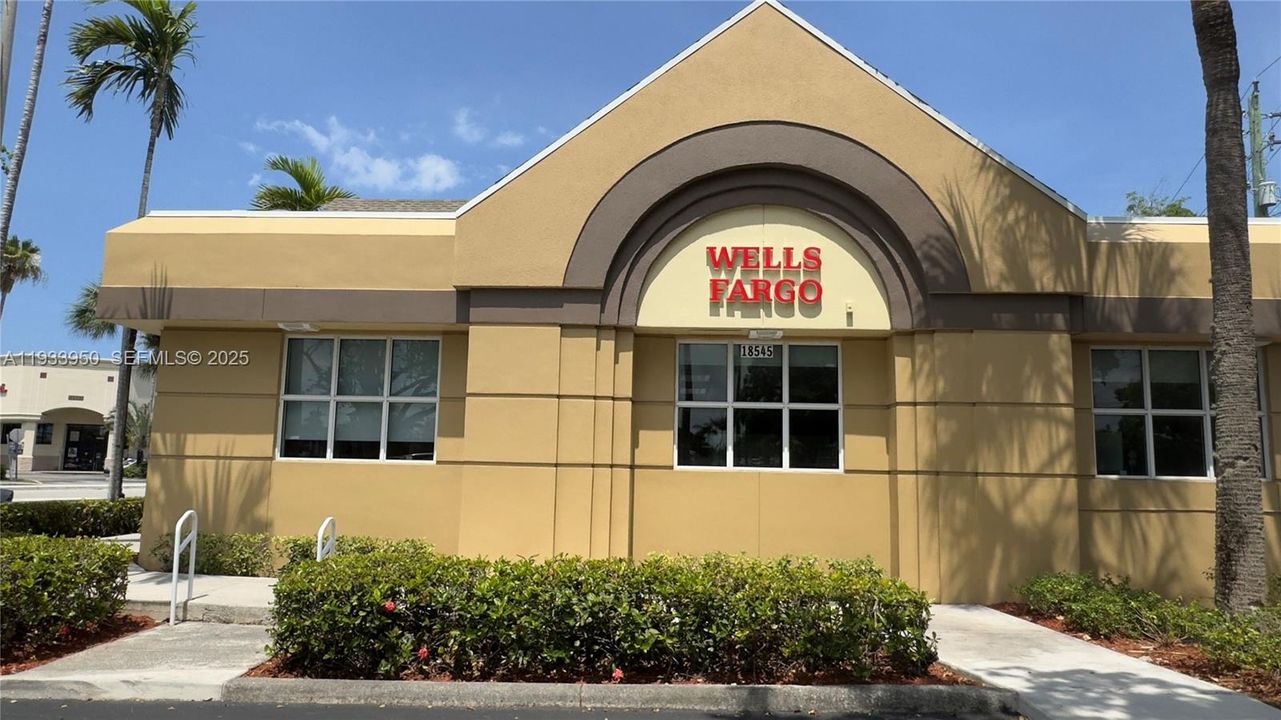 出租: $2,450 (2 贝兹, 2 浴室, 1220 平方英尺)