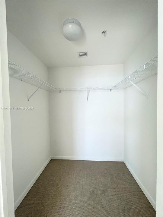 Walk-in closet
