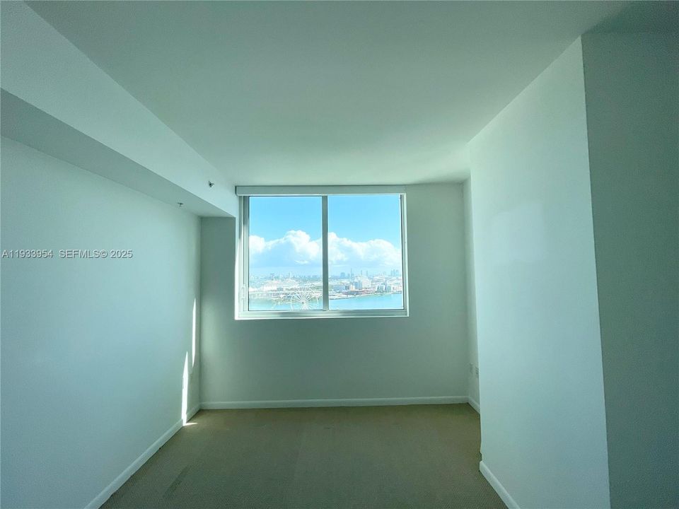 出租: $3,800 (2 贝兹, 2 浴室, 1058 平方英尺)