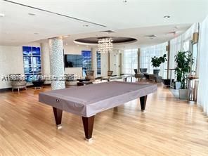 出租: $3,800 (2 贝兹, 2 浴室, 1058 平方英尺)