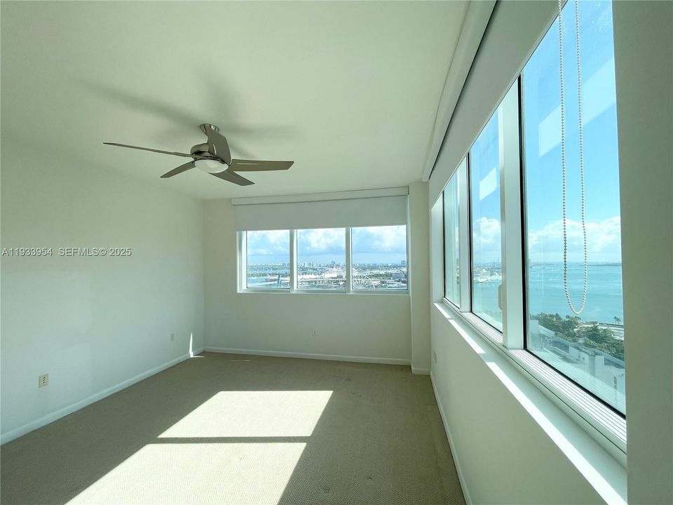 出租: $3,800 (2 贝兹, 2 浴室, 1058 平方英尺)