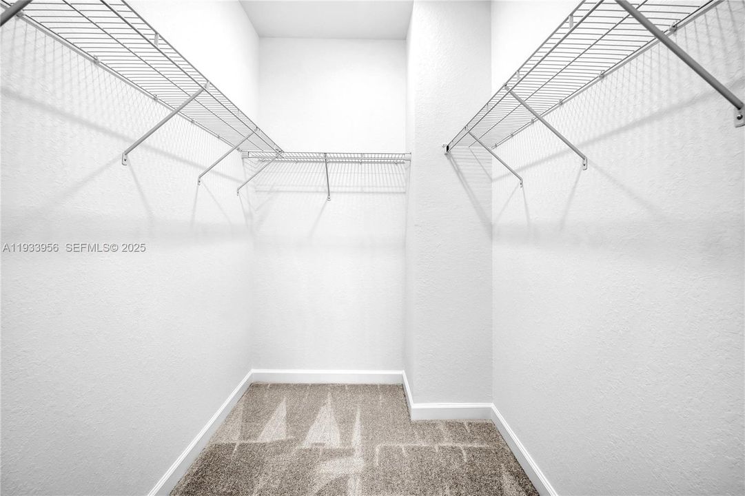 For Rent: $3,600 (3 beds, 2 baths, 1344 Square Feet)