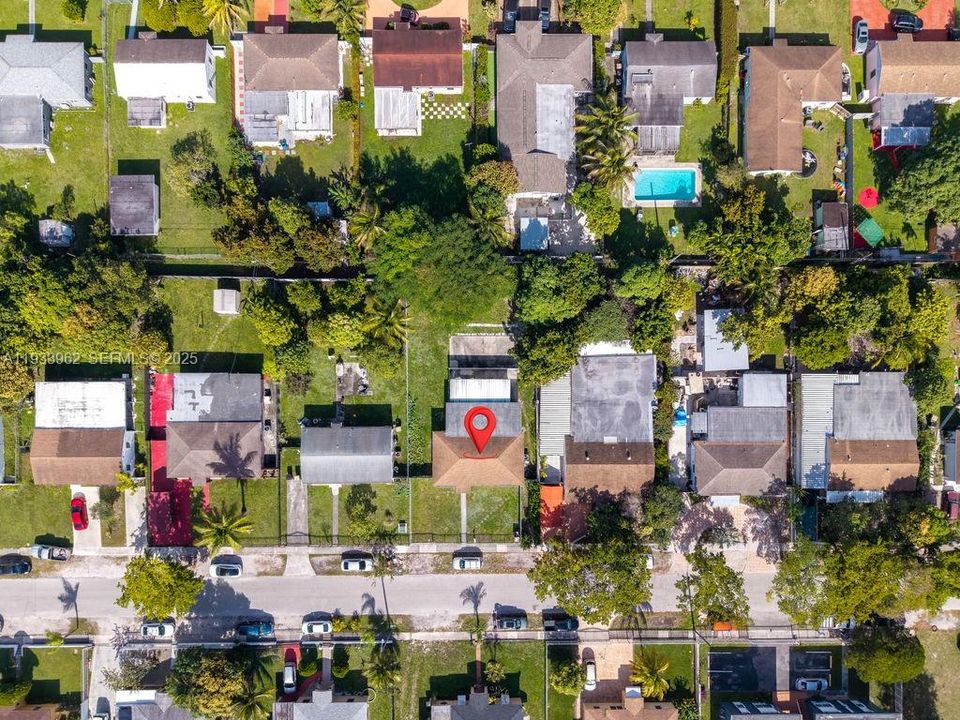 En Renta: $2,950 (3 camas, 1 baños, 1000 Pies cuadrados)