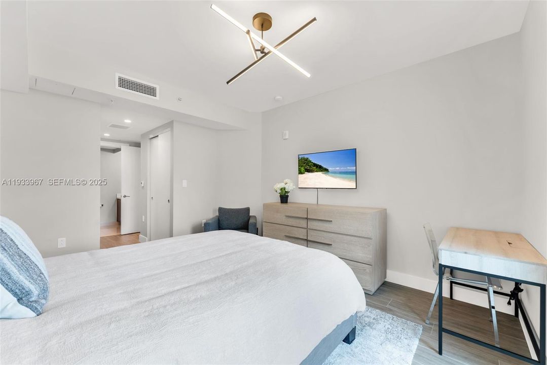 На продажу: $2,050,000 (3 спален, 3 ванн, 2373 Квадратных фут)