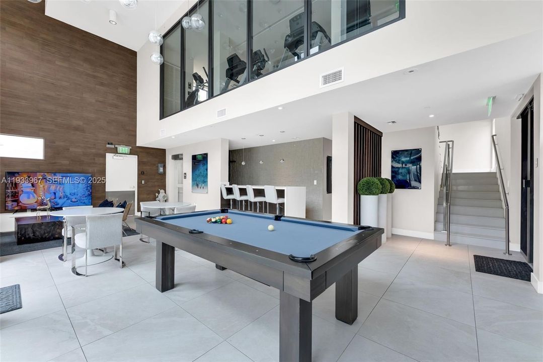 На продажу: $2,050,000 (3 спален, 3 ванн, 2373 Квадратных фут)