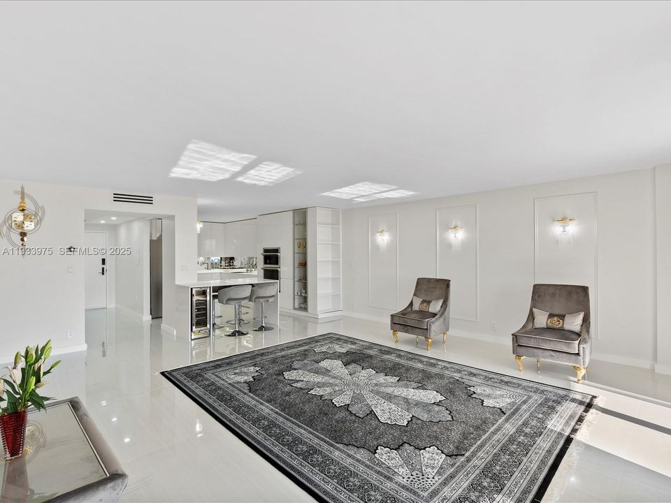 For Sale: $996,000 (2 beds, 2 baths, 1579 Square Feet)