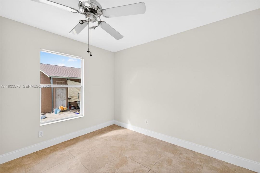 待售: $435,000 (3 贝兹, 2 浴室, 1427 平方英尺)