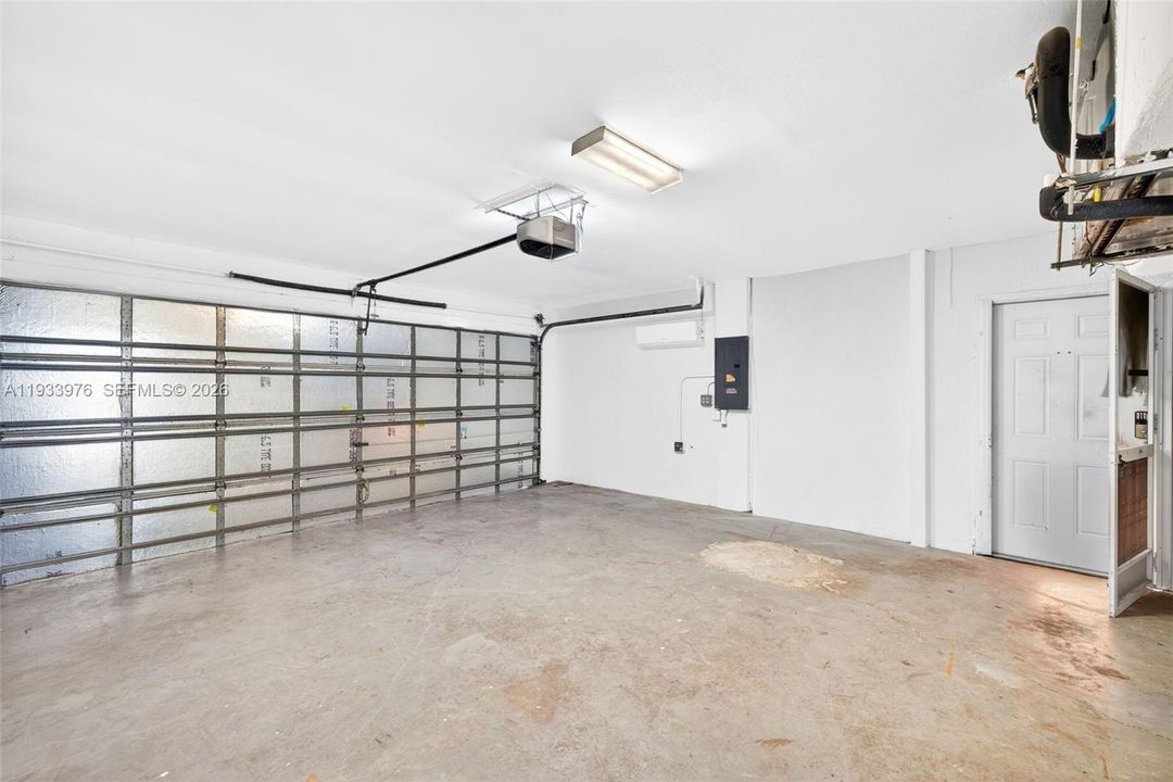 待售: $435,000 (3 贝兹, 2 浴室, 1427 平方英尺)