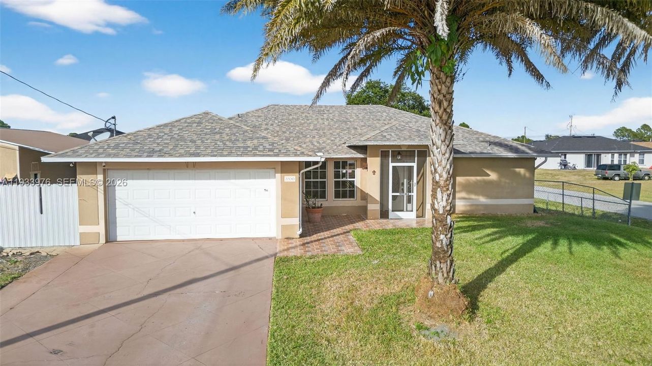 待售: $435,000 (3 贝兹, 2 浴室, 1427 平方英尺)