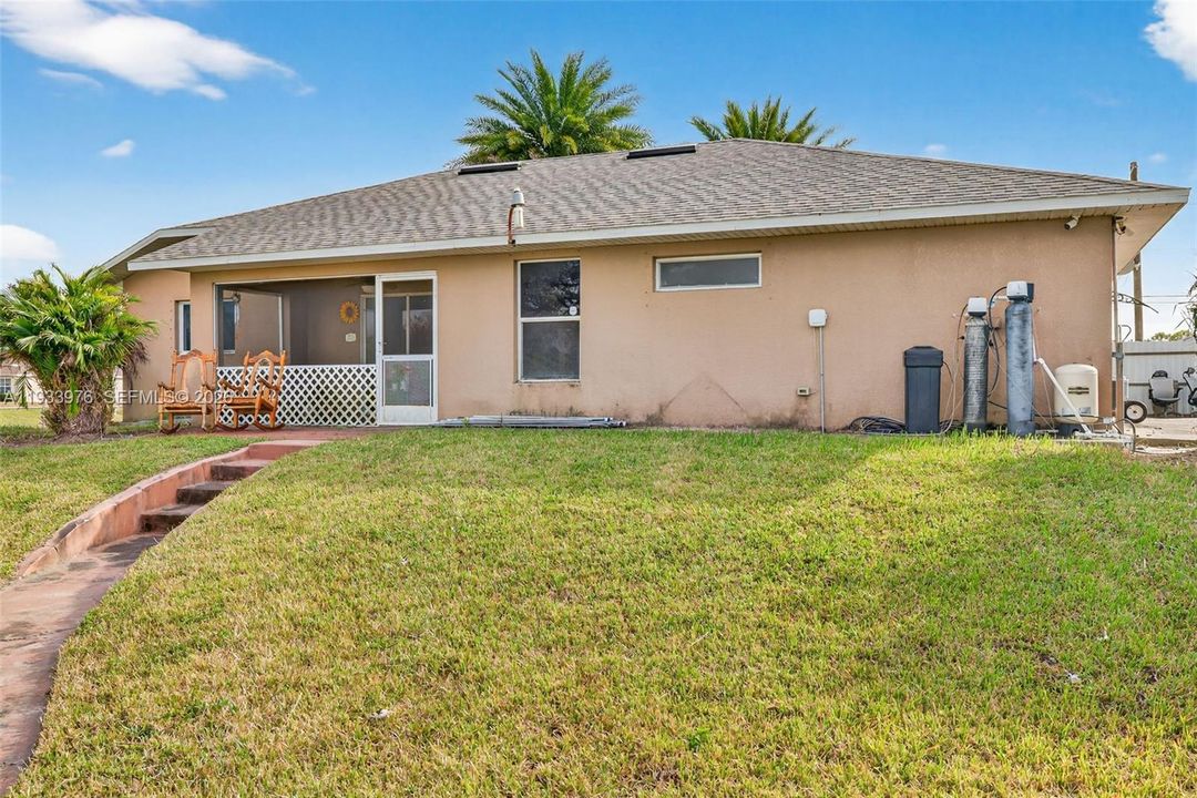 待售: $435,000 (3 贝兹, 2 浴室, 1427 平方英尺)