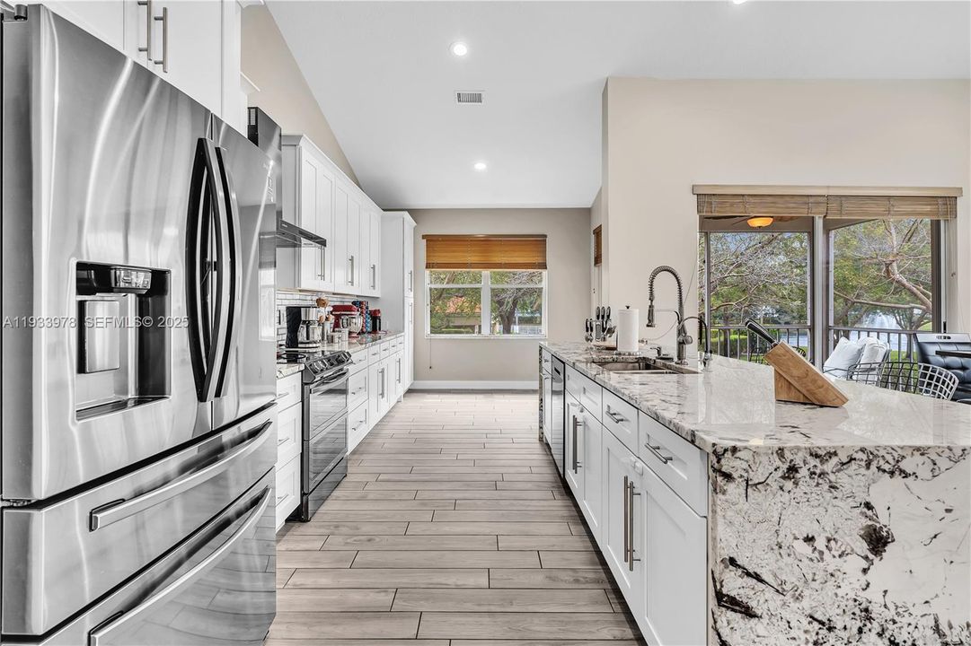 出租: $3,900 (3 贝兹, 2 浴室, 1778 平方英尺)