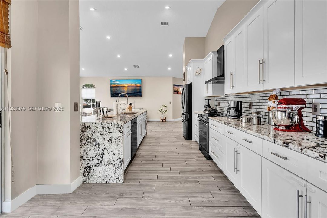 出租: $3,900 (3 贝兹, 2 浴室, 1778 平方英尺)