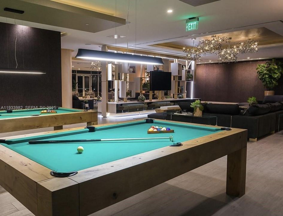 В аренду: $5,750 (2 спален, 2 ванн, 1171 Квадратных фут)