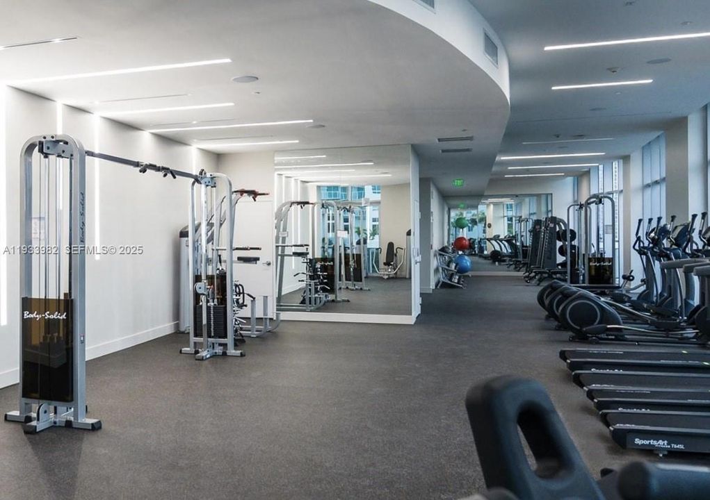 В аренду: $5,750 (2 спален, 2 ванн, 1171 Квадратных фут)