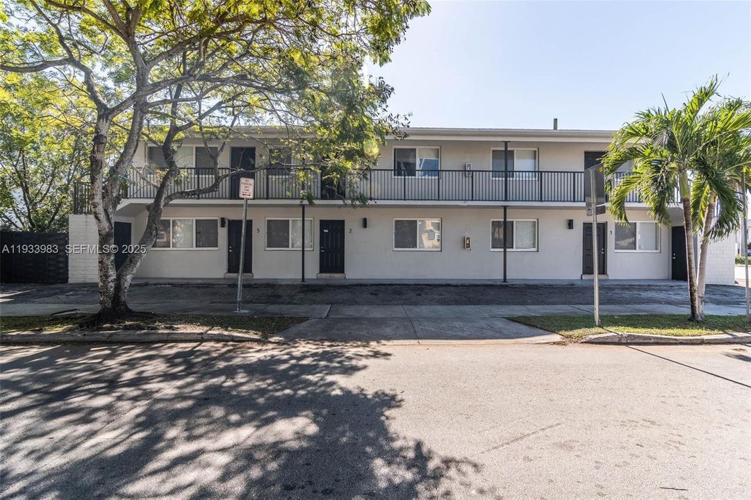 En Renta: $1,700 (0 camas, 1 baños, 600 Pies cuadrados)