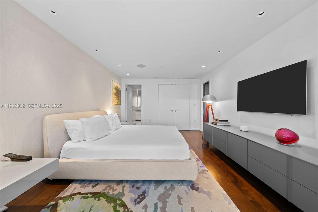 待售: $4,250,000 (3 贝兹, 3 浴室, 3230 平方英尺)