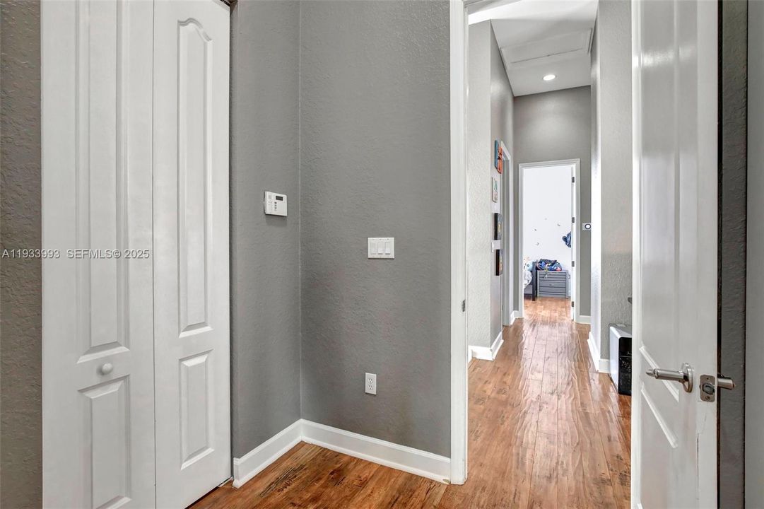 For Rent: $3,600 (3 beds, 2 baths, 2320 Square Feet)