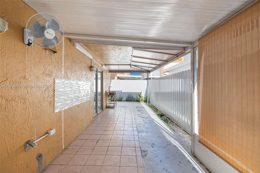 出租: $2,600 (2 贝兹, 2 浴室, 1110 平方英尺)