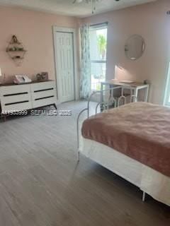 出租: $1,200 (1 贝兹, 1 浴室, 1640 平方英尺)