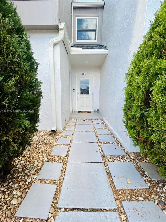 En Venta: $355,900 (2 camas, 2 baños, 1318 Pies cuadrados)