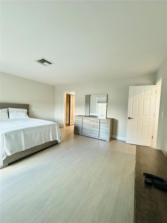 En Venta: $355,900 (2 camas, 2 baños, 1318 Pies cuadrados)