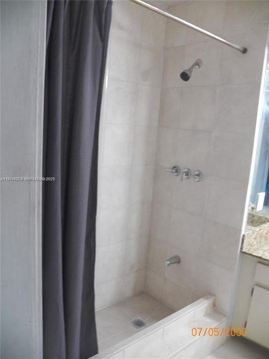 En Renta: $1,150 (1 camas, 1 baños, 3559 Pies cuadrados)