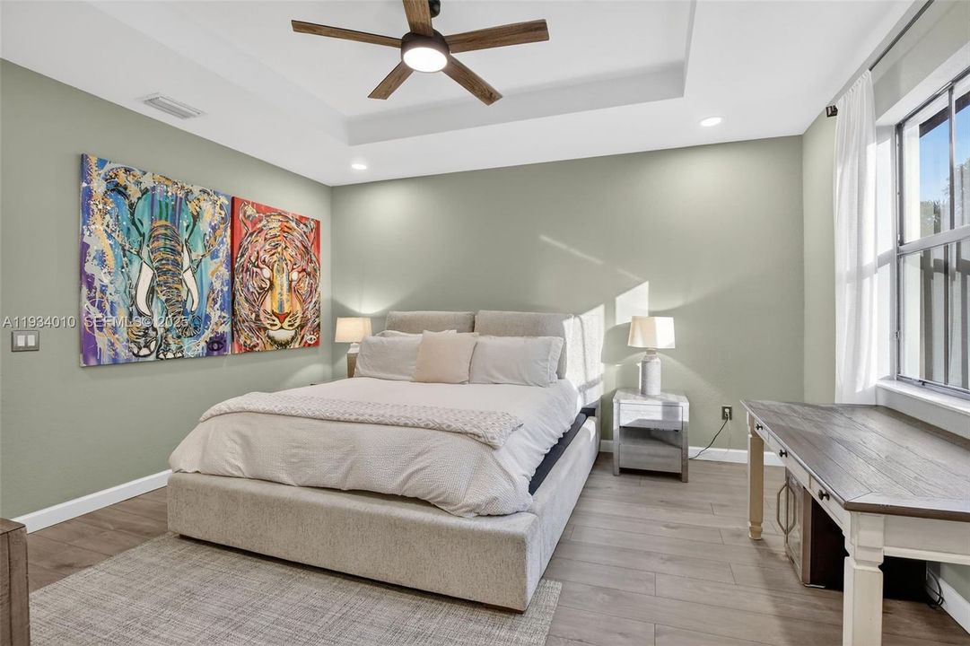 В аренду: $4,500 (3 спален, 2 ванн, 1835 Квадратных фут)