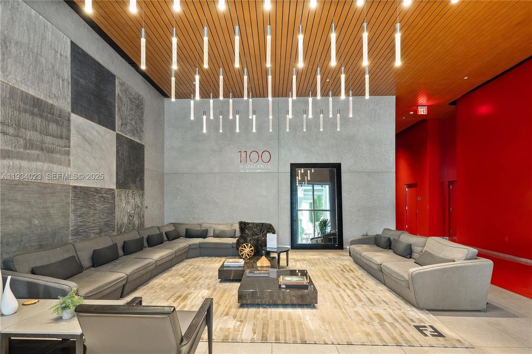 En Venta: $420,000 (0 camas, 1 baños, 530 Pies cuadrados)