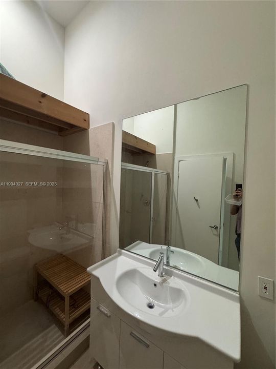 For Sale: $1,599,000 (3 beds, 2 baths, 1870 Square Feet)