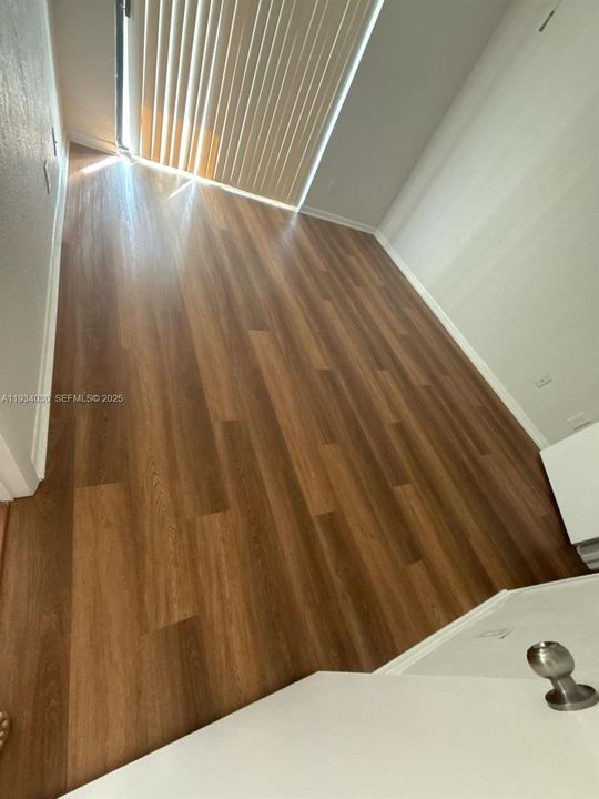 出租: $1,799 (1 贝兹, 1 浴室, 650 平方英尺)