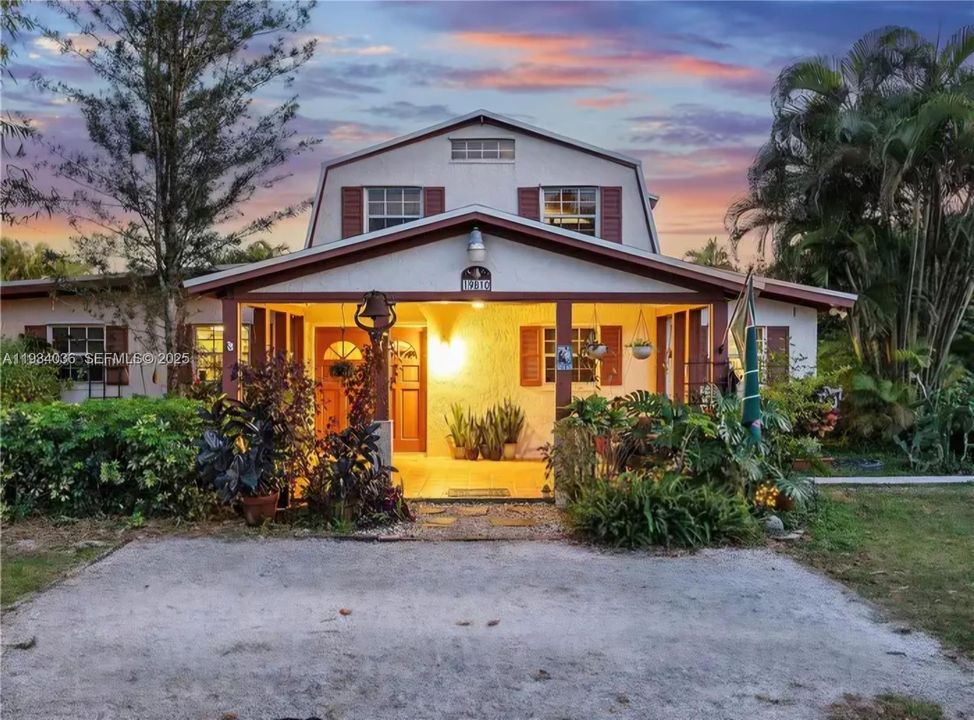 待售: $995,000 (4 贝兹, 3 浴室, 3548 平方英尺)