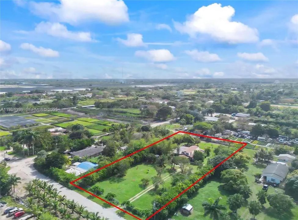 待售: $995,000 (4 贝兹, 3 浴室, 3548 平方英尺)