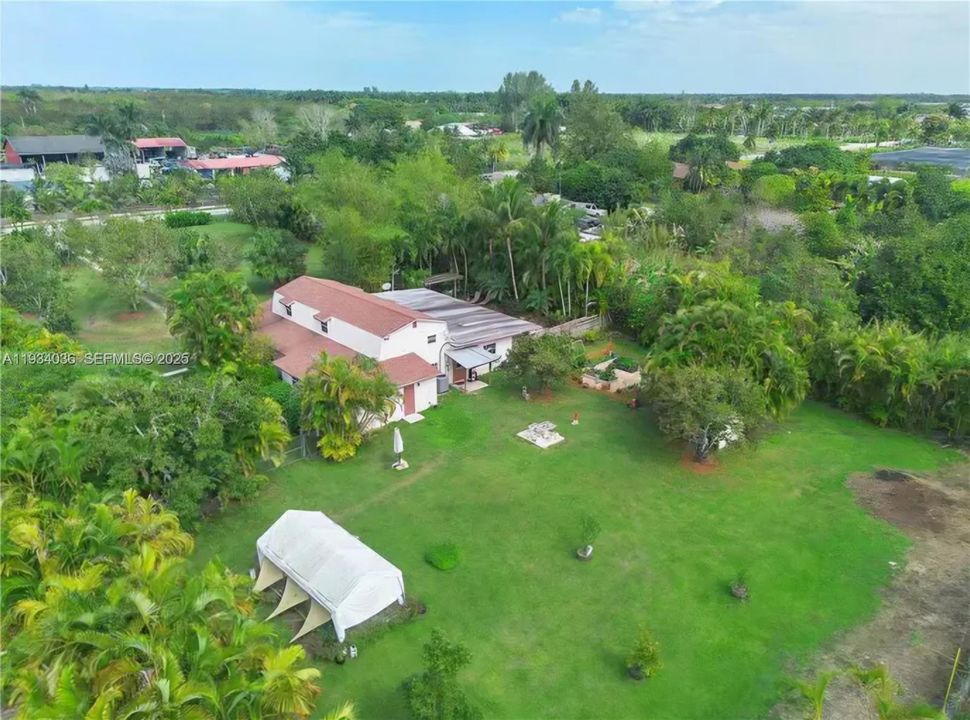 待售: $995,000 (4 贝兹, 3 浴室, 3548 平方英尺)