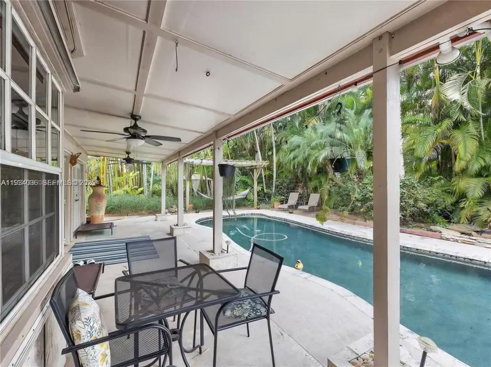 待售: $995,000 (4 贝兹, 3 浴室, 3548 平方英尺)