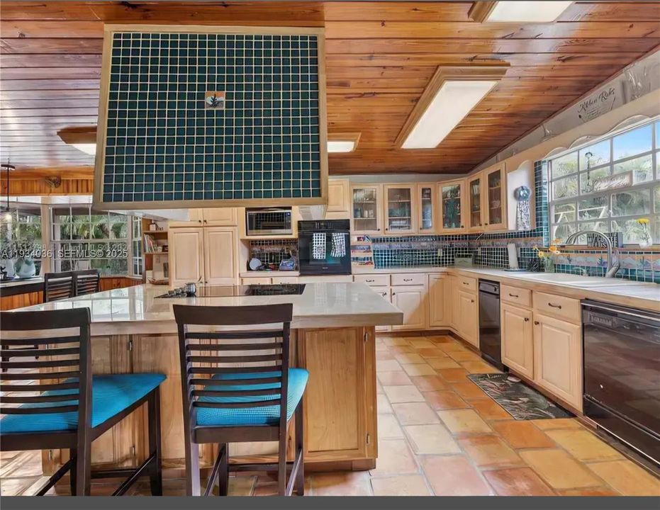 待售: $995,000 (4 贝兹, 3 浴室, 3548 平方英尺)