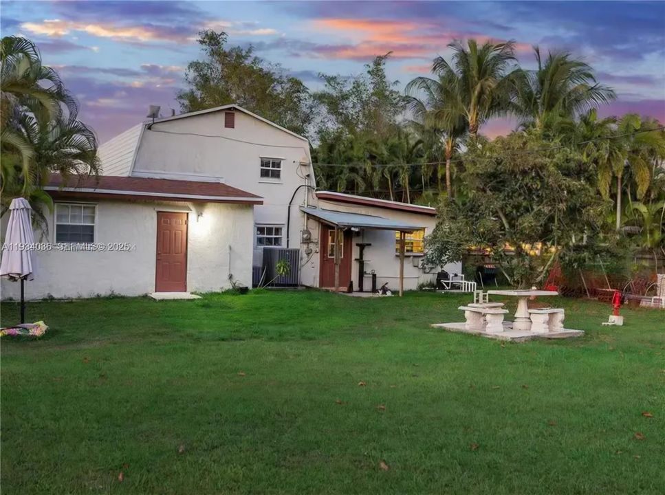 待售: $995,000 (4 贝兹, 3 浴室, 3548 平方英尺)