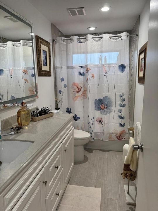 В аренду: $3,600 (3 спален, 2 ванн, 2186 Квадратных фут)