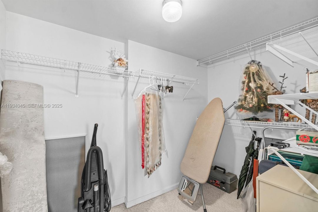 На продажу: $700,000 (2 спален, 2 ванн, 1760 Квадратных фут)