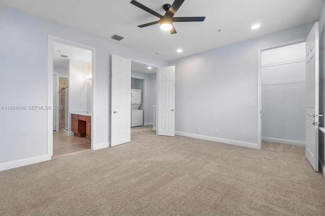 待售: $555,000 (3 贝兹, 2 浴室, 1953 平方英尺)