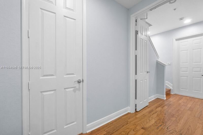 待售: $555,000 (3 贝兹, 2 浴室, 1953 平方英尺)