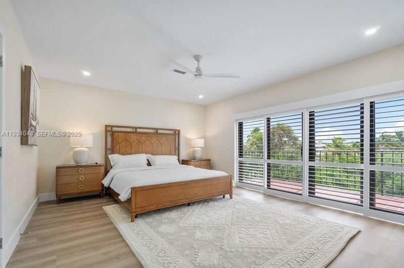 For Rent: $12,000 (3 beds, 3 baths, 2680 Square Feet)