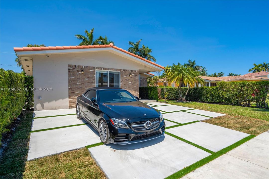 待售: $1,535,000 (3 贝兹, 2 浴室, 2252 平方英尺)