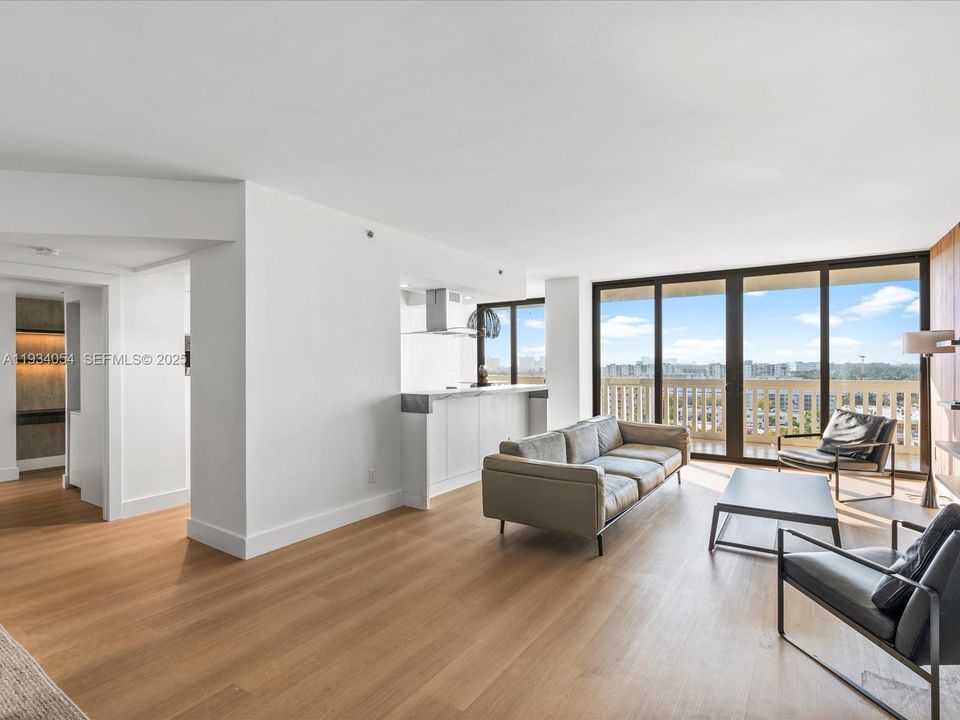 For Sale: $725,000 (2 beds, 2 baths, 1564 Square Feet)