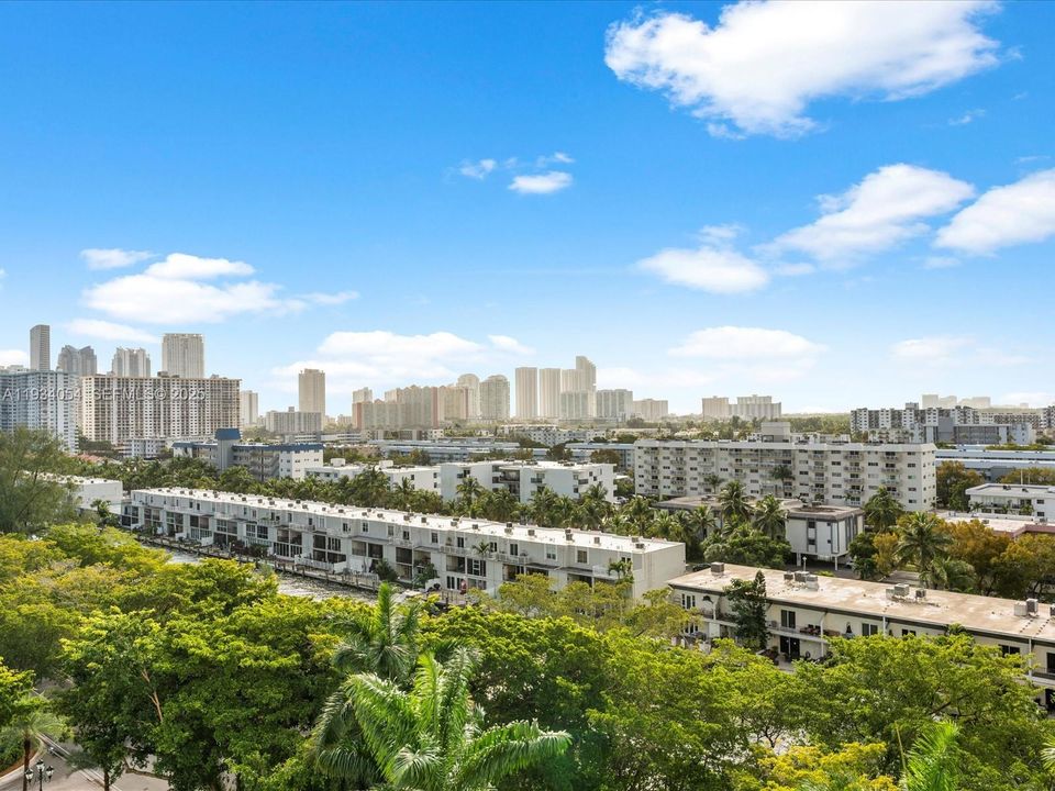 For Sale: $725,000 (2 beds, 2 baths, 1564 Square Feet)